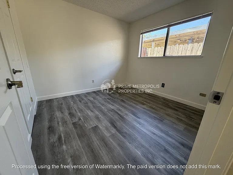 5656-5658 Odea Dr — Photo 14