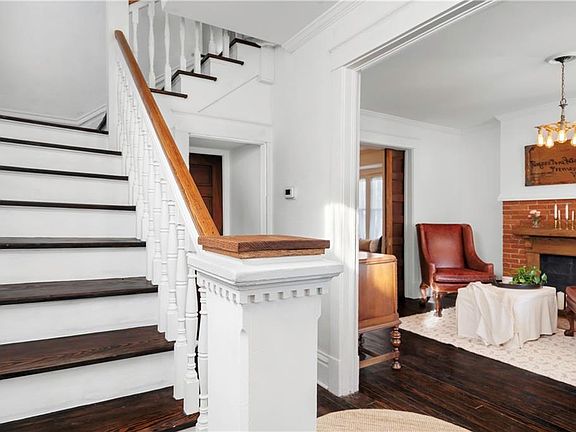 5th image of 5224 E 8th St