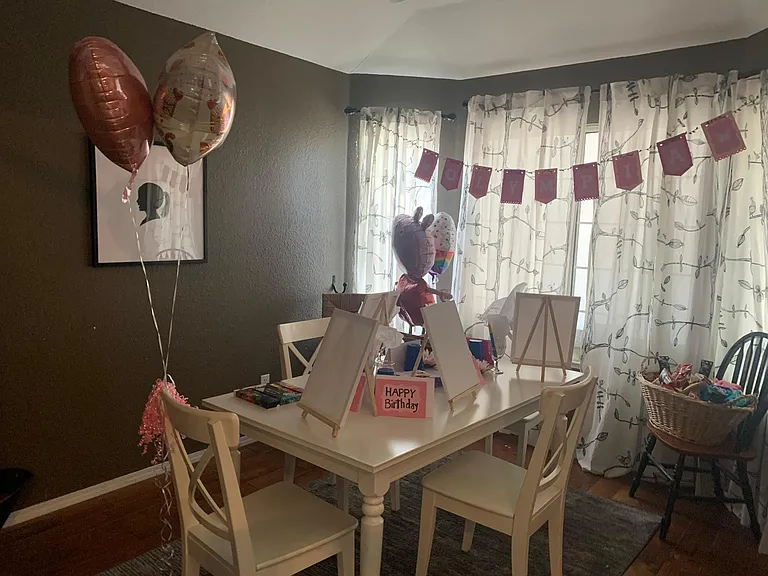 Formal dIning room