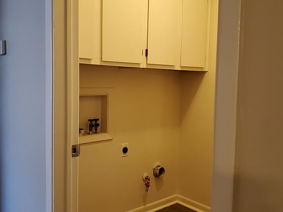 4th image of 1757 Horseshoe Cir