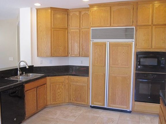 2nd image of 2080 Madera Ct