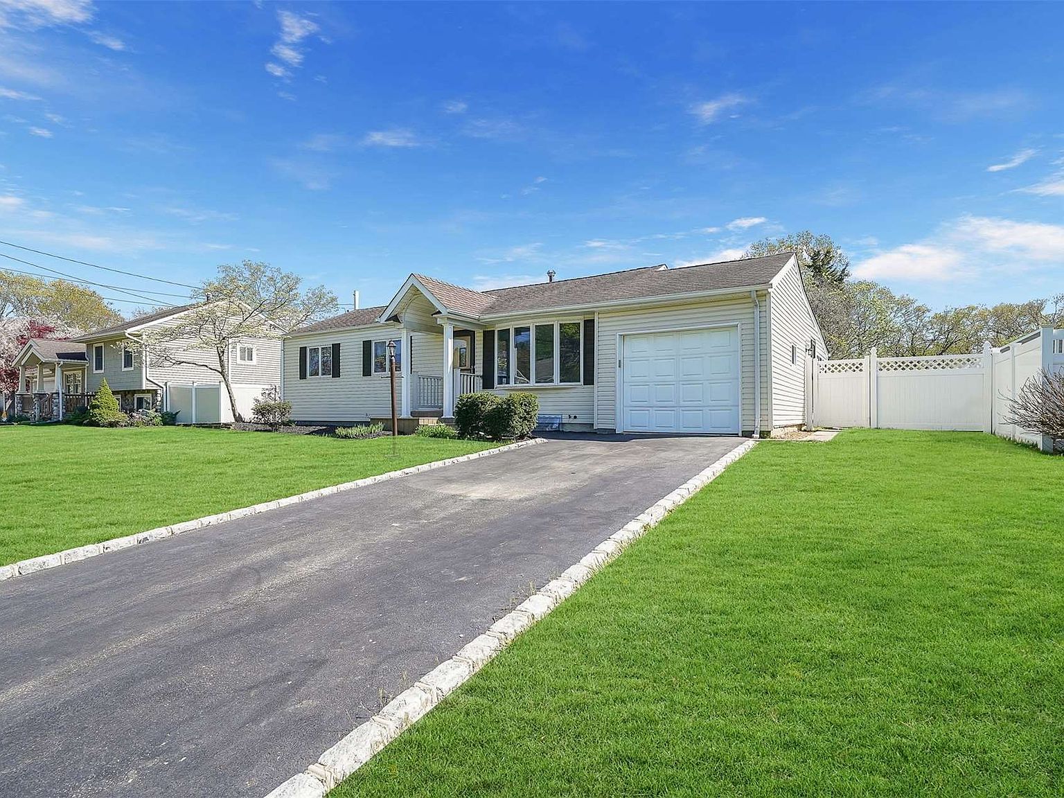 30 Crown Street, Port Jefferson Station, NY 11776 Zillow