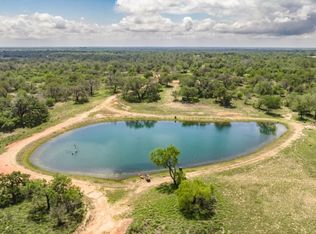 24 Sir David Ln, Poteet, TX 78065