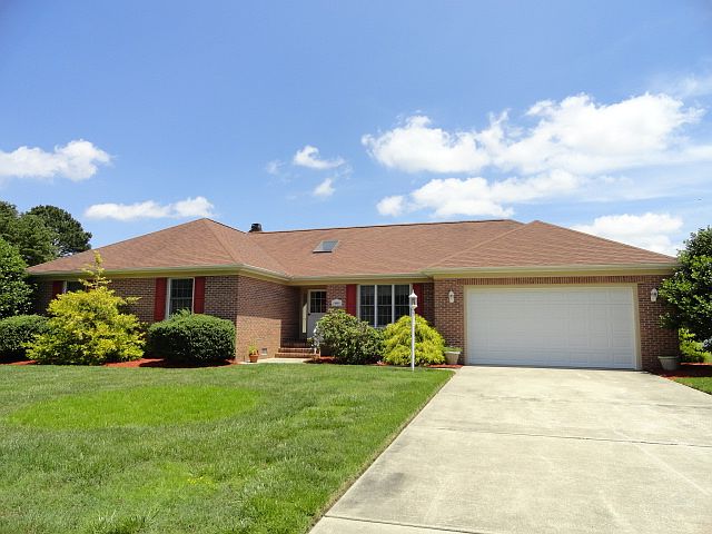 1st image of 109 W Mill Pond Dr #1
