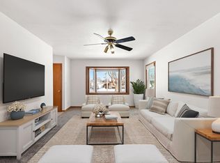 1619 Orchard Dr, Manitowoc, WI 54220