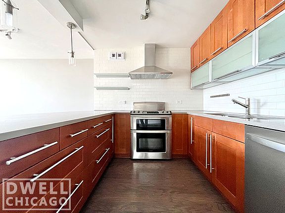 4th image of 3550 N Lake Shore Dr APT 1708