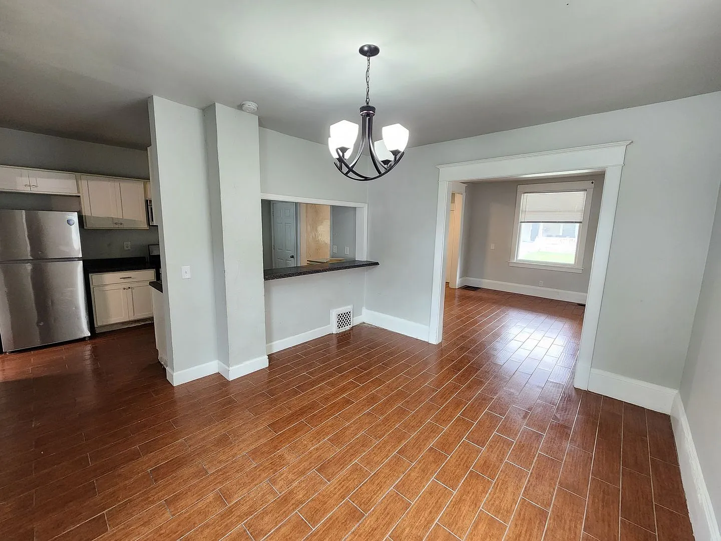 3 bed 2 bath House — Photo 4