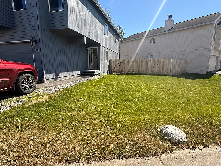 1828 Sturbridge Ct — Photo 12