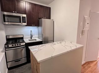 390 Manhattan Ave #2, New York, NY 10026