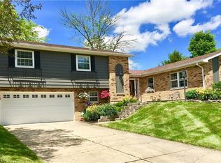 808 Torrence Dr, Springfield, OH 45503