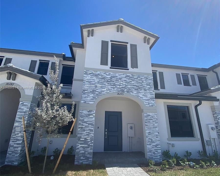 1st image of 18305 SW 148th Ave #0