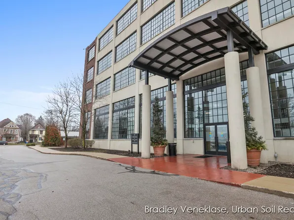 801 Broadway Ave NW APT 440, Grand Rapids, MI 49504