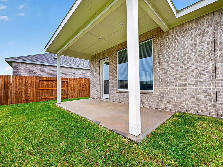 16315 Mesquite Field Dr — Photo 27