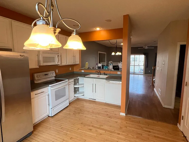 7866 Old Carriage Ct #7866 — Photo 5