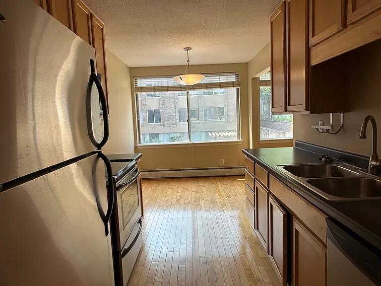 1770 Bryant Ave S #217 — Photo 6