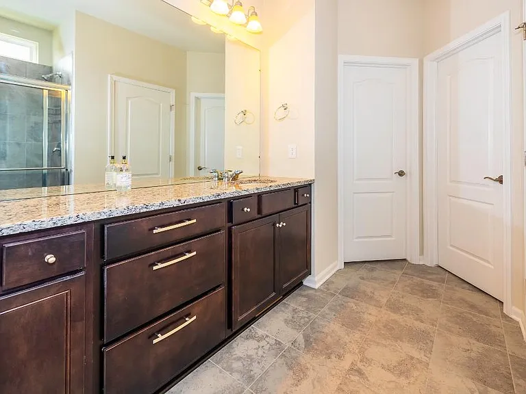 2801 Dillon Dr — Photo 58