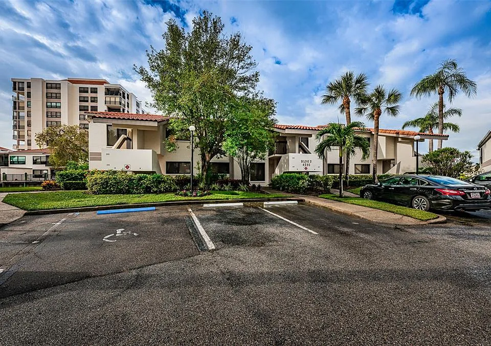 6281 Bahia Del Mar Blvd #208