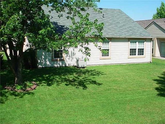 2nd image of 9391 Charter Dr