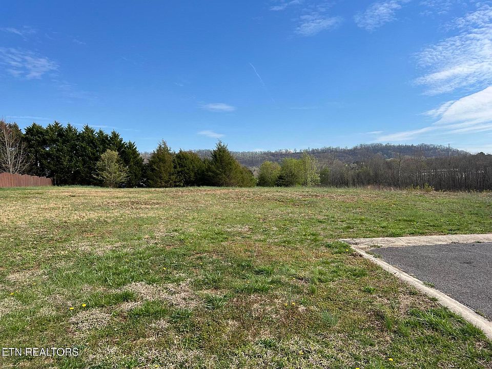 2nd image of 7425 Country Meadow Dr