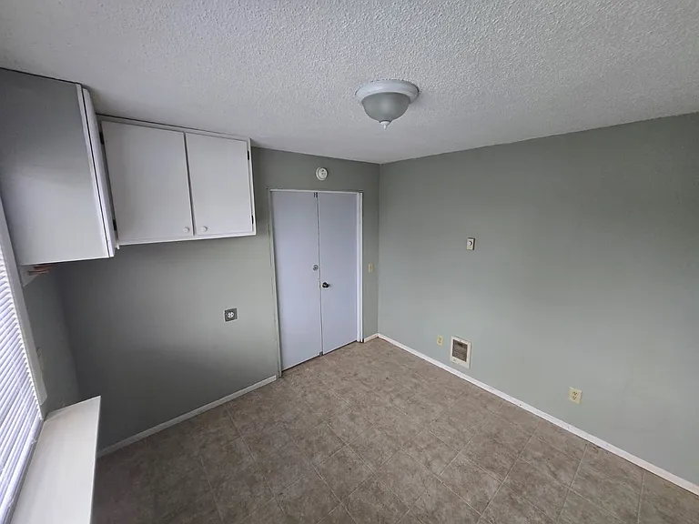 29866 Carol Ave — Photo 3