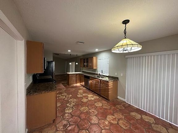 5th image of 5510 NW 77th Court