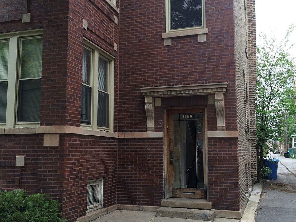 1st image of 1626 W Thome Ave