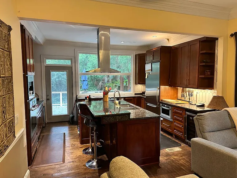 462 Greenwood Ave NE — Photo 24