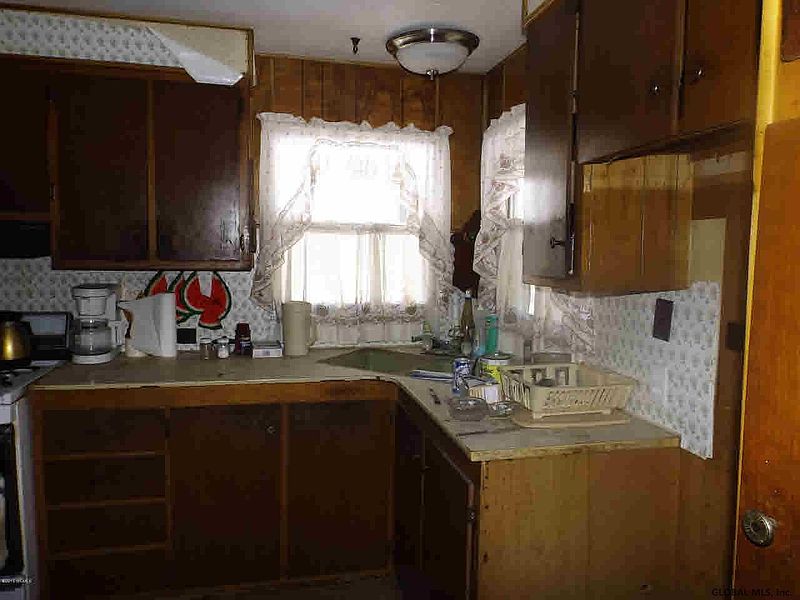 2nd image of 2458 S Moriah Road