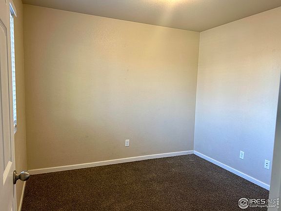 5th image of 2174 E 11th St
