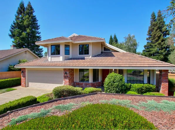 11679 Prospect Hill Dr, Gold River, CA 95670