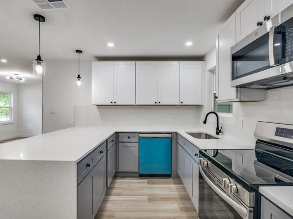 2638 Marbella Ln, Dallas, TX 75228