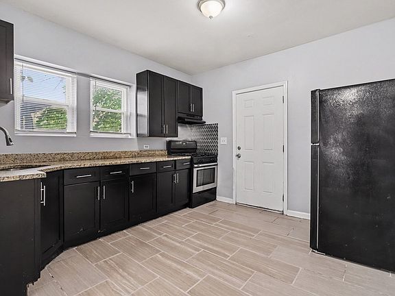 5th image of 6931 S Woodlawn Ave