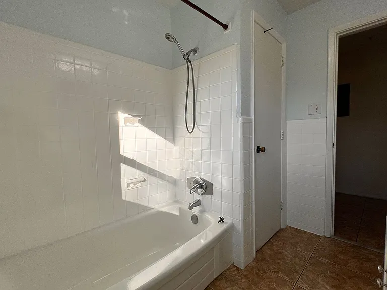 8330 Le Mesa St — Photo 30