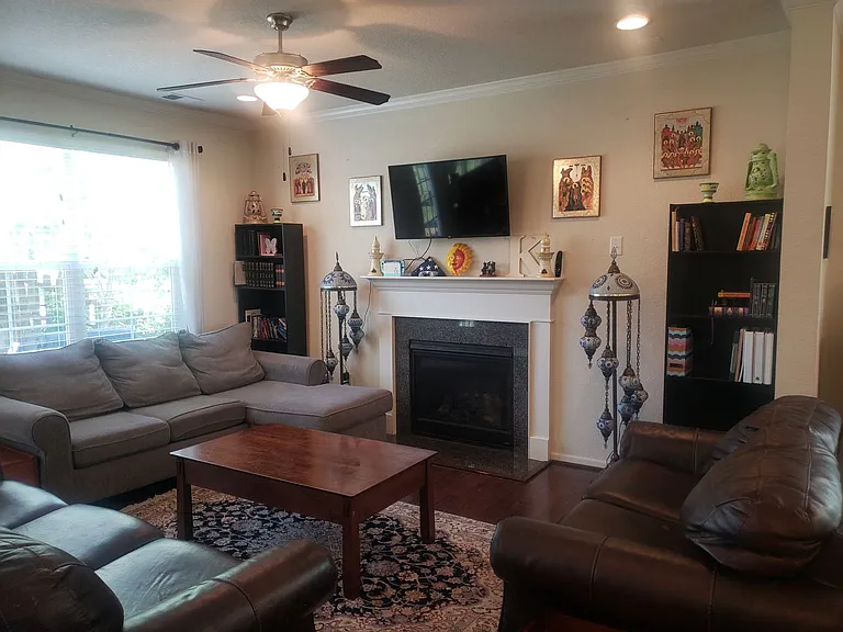 328 Cherry St — Photo 6