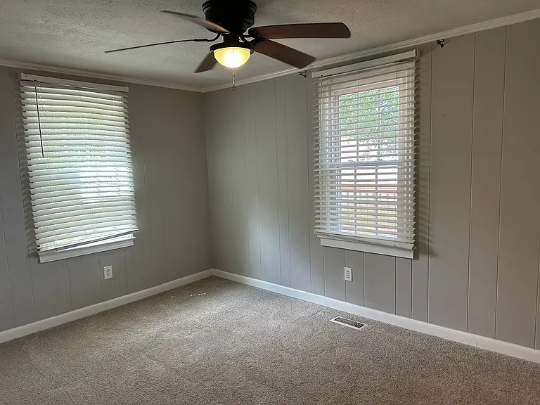420 W Mountain Dr — Photo 14