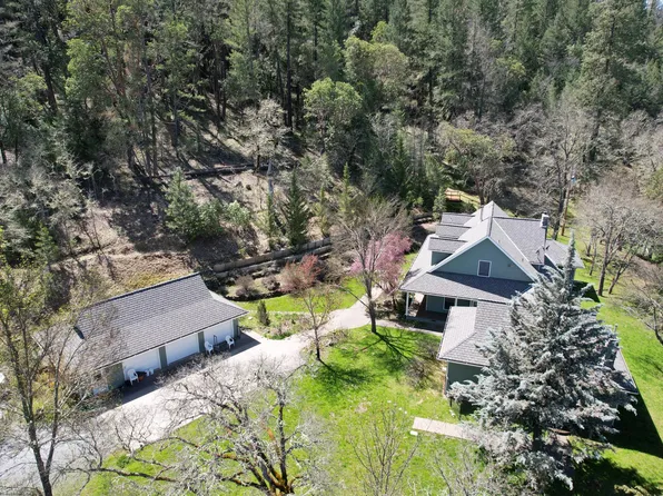 71 Yale Creek Rd, Jacksonville, OR 97530