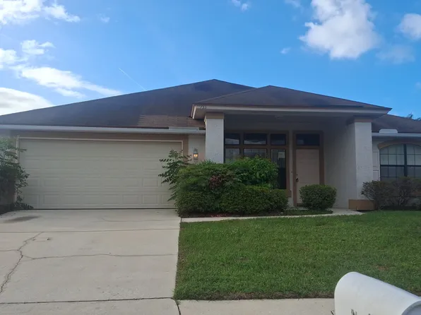 2755 Crumplehorn Ln, Orange Park, FL 32073