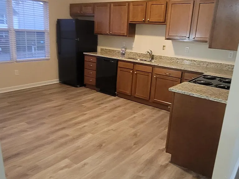 1115 Kims Ln — Photo 10