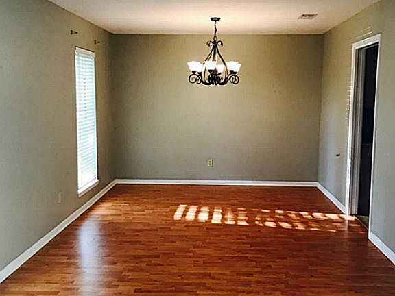 3rd image of 2317 Willow Blvd