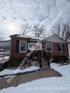 1185 Saint Matthew Dr, Florissant, MO, 63031