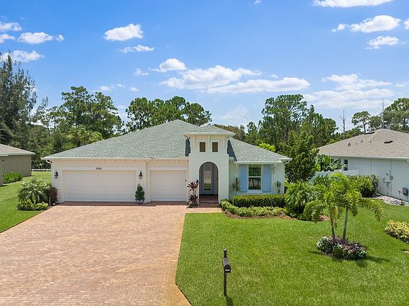 2nd image of 5945 Sequoia Cir