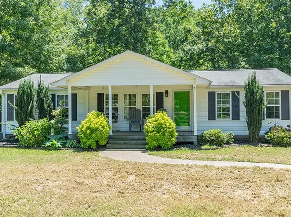 445 Lester Dr, Lexington, NC 27292