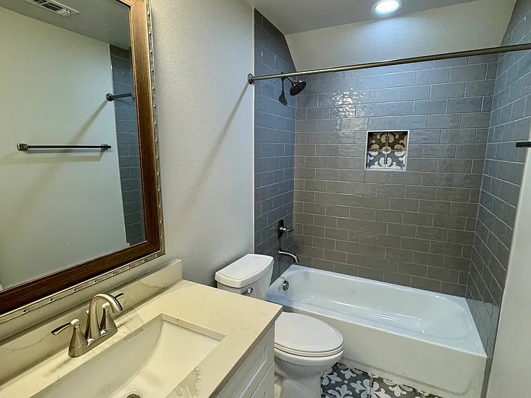 2611 Lakeridge Dr — Photo 12
