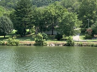 148 Sullivans Bend Rd, Elmwood, TN 38560