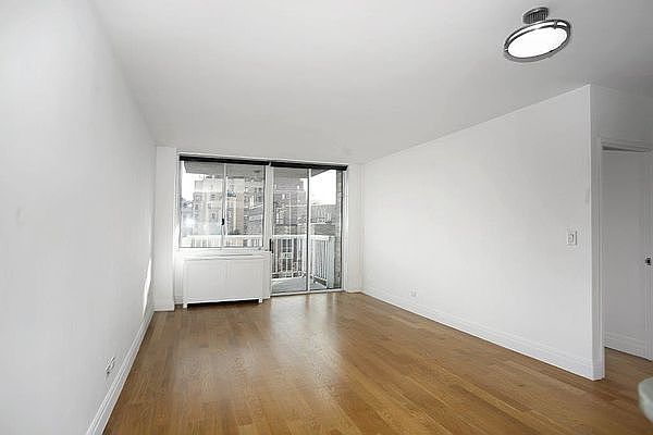 1st image of 424 W End Ave #201