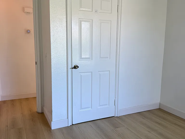 1010 Heaton Moor Dr — Photo 7
