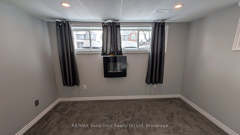 Kitchener House for rent - 1 Bedroom — photo 10
