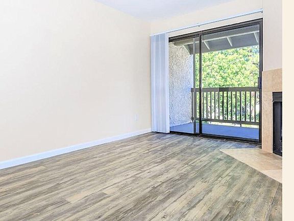 2nd image of 3820 Pendiente Ct APT N202