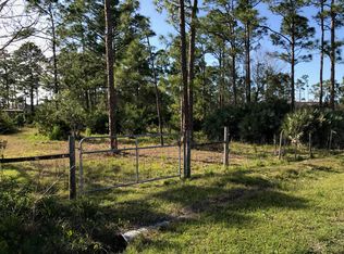 Suwanee St, Grant Valkaria, FL 32950