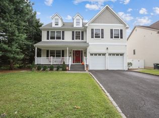 2294 Marlboro Rd, Scotch Plains, NJ 07076